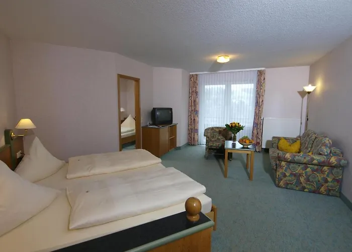 Henkenhof Szálloda 3*